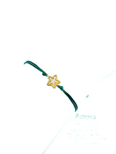 Load image into Gallery viewer, Yellow gold vermeil star featured in evergreen (mona)