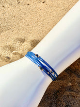 Load image into Gallery viewer, 14k yellow gold featured in blue