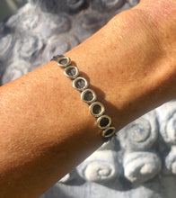 Load image into Gallery viewer, 14k yellow gold featured in taupe (circles slid together)