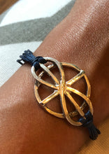 Load image into Gallery viewer, Sterling silver featured in black