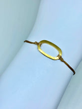 Load image into Gallery viewer, Brass featured in champagne