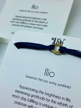 Load image into Gallery viewer, 14k yellow gold featured in navy