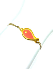 Load image into Gallery viewer, Yellow gold plated zamak featured in khaki