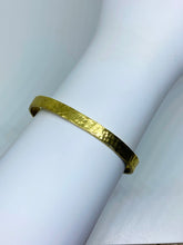 Load image into Gallery viewer, Yellow gold vermeil cuff