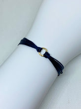 Load image into Gallery viewer, 14k yellow gold featured in navy